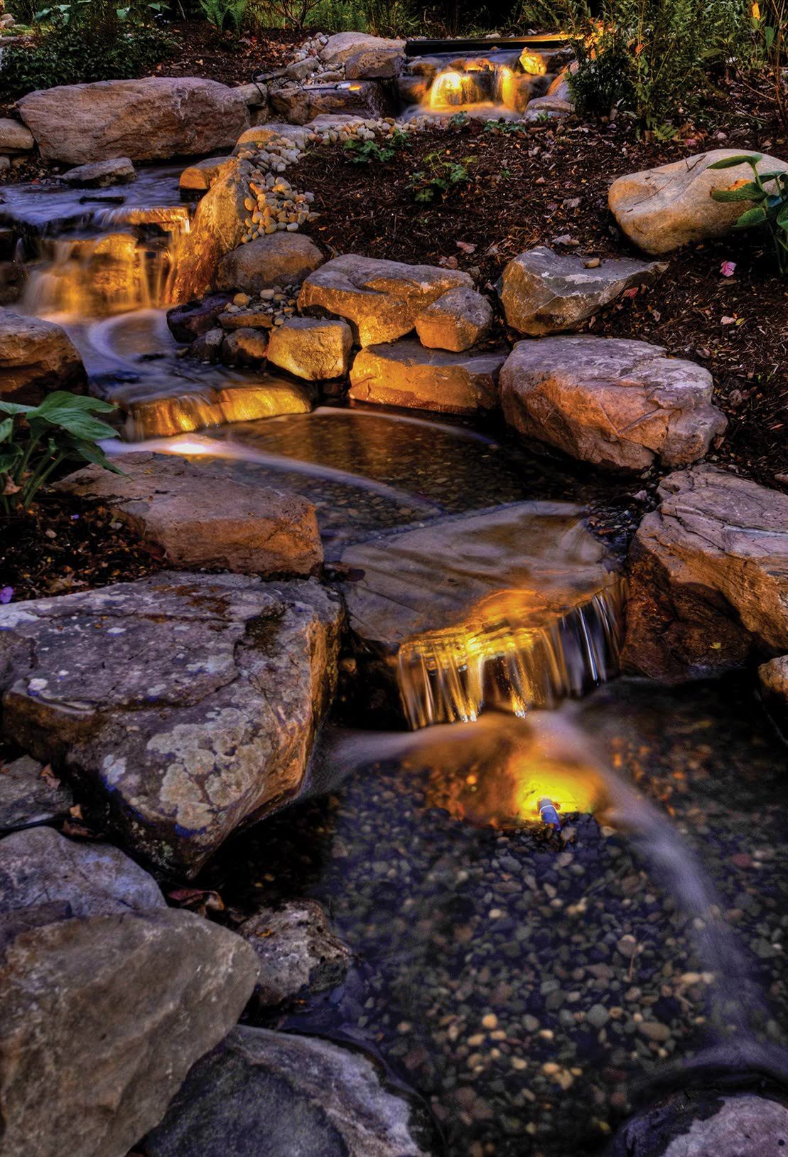 3-Pack Warm White LED Pond Light J75107