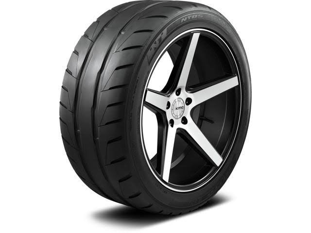 275/35ZR18 95W Tire Y935