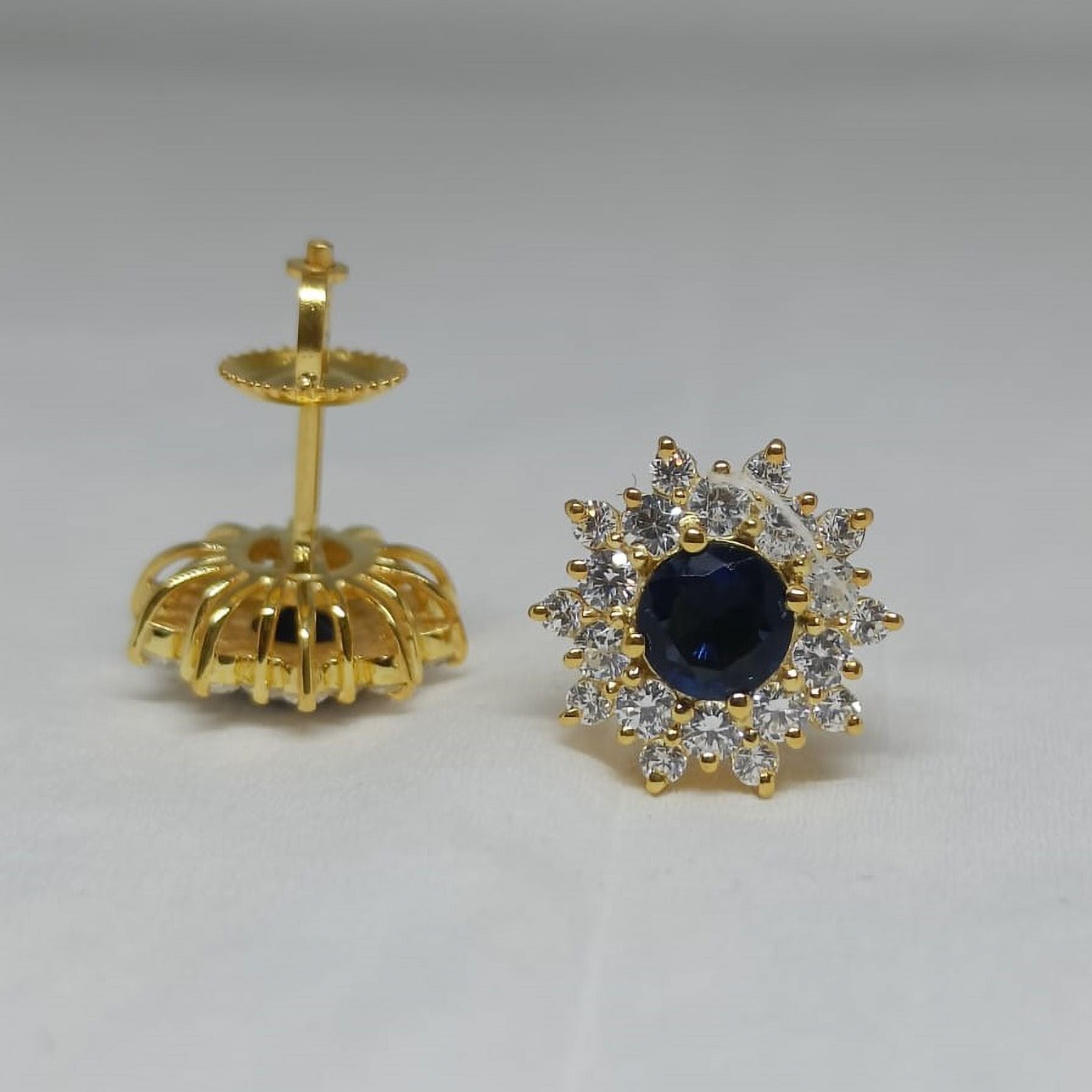 14k Yellow Gold Plated Flower Shape Stud Earring P677