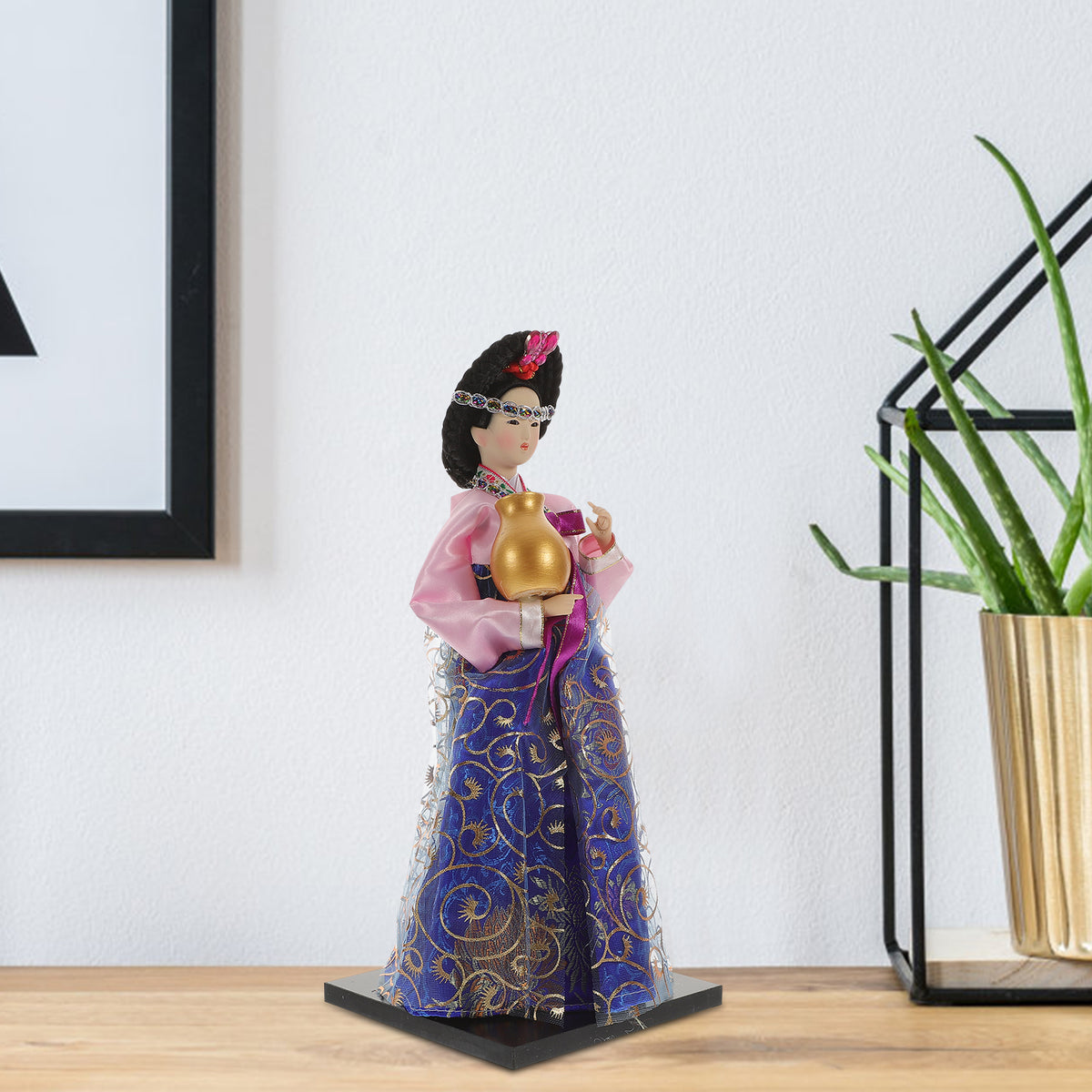 Porcelain Girl Figurine N73794