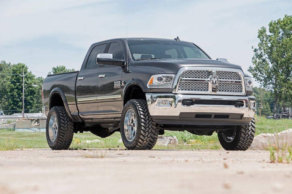 2.5 inch Suspension Leveling Kit I67799