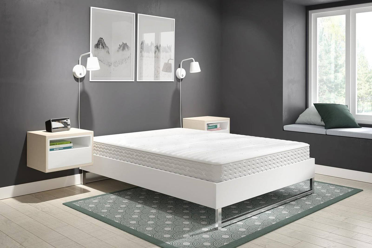Queen Mattress N854854