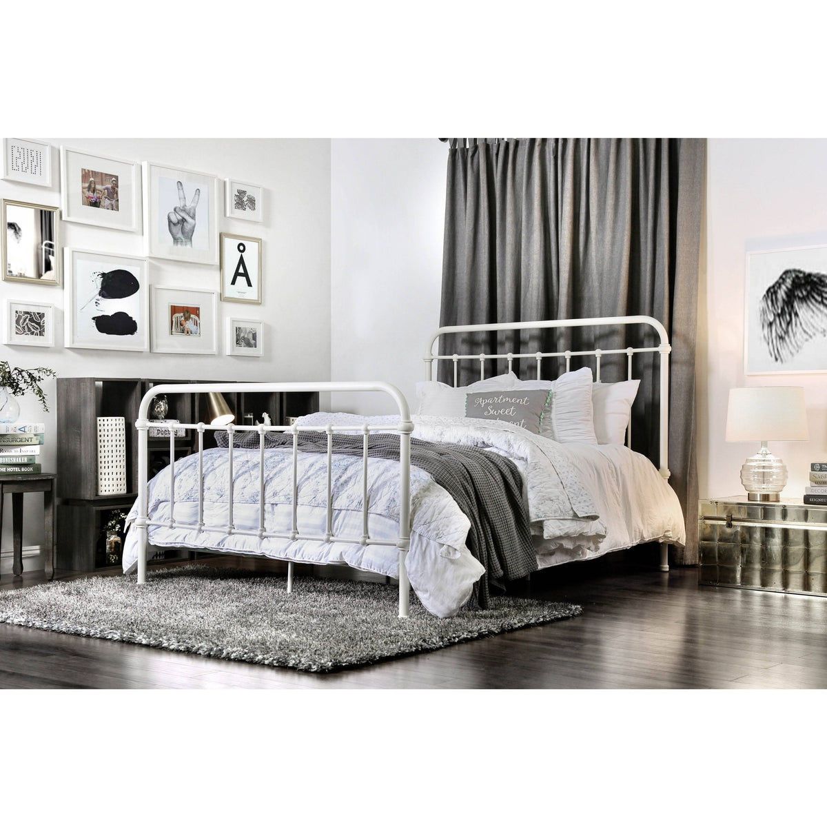 Bronze California King Metal Bed T727544