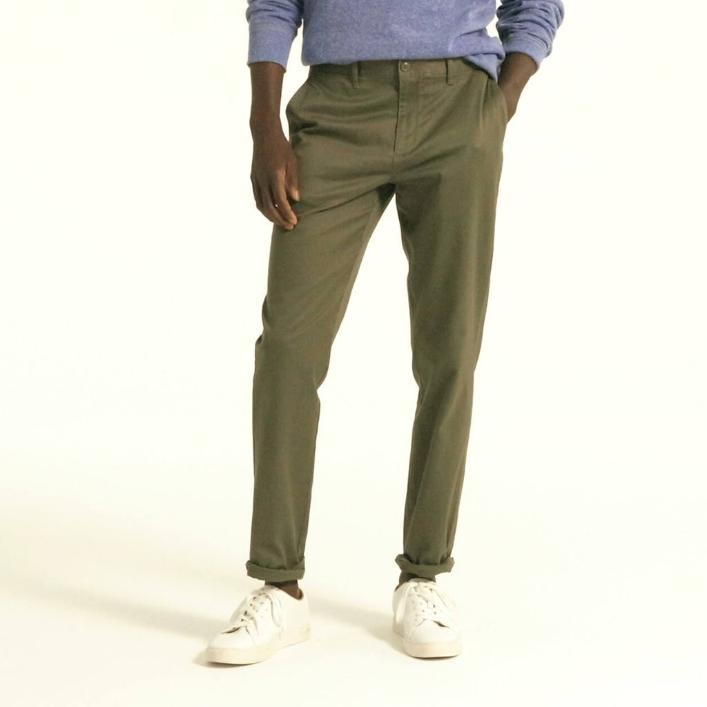 Straight-Fit Stretch Chino Pant S3043