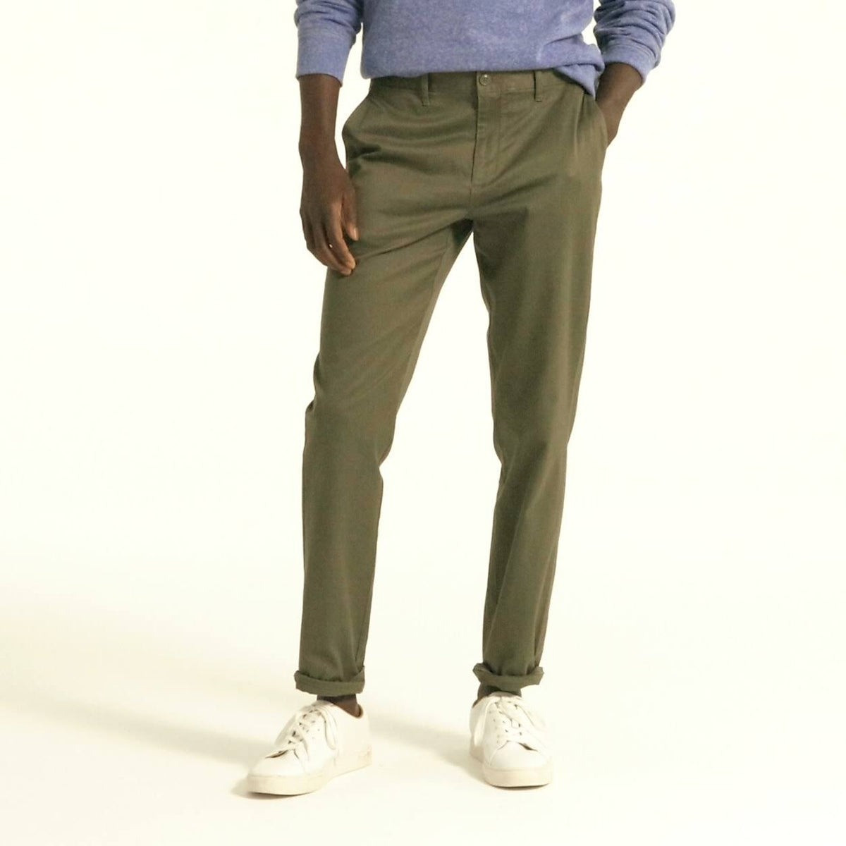 Straight-Fit Stretch Chino Pant S3043