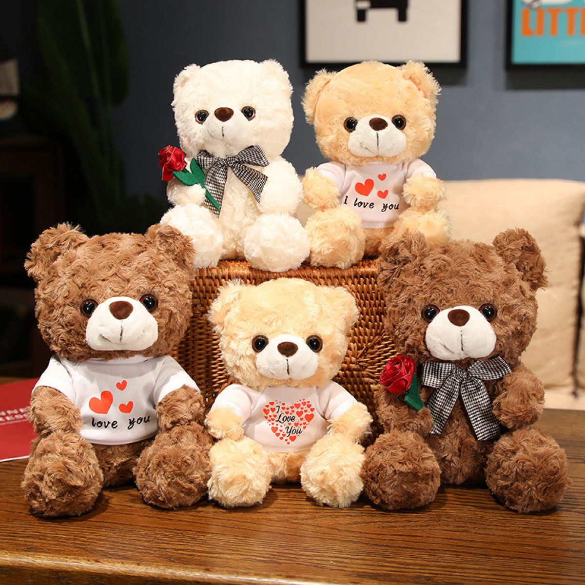 White Plush Roses Teddy Bear Doll G555279